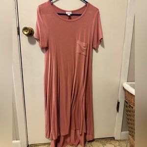 Lularoe peach dress. Very comfortable and cute. Size extra small.